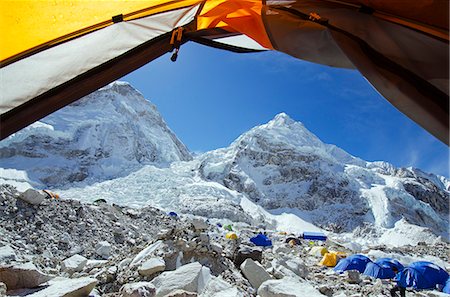 simsearch:862-06542488,k - Asia, Nepal, Himalayas, Sagarmatha National Park, Solu Khumbu Everest Region, view through tent of the Khumbu Ice Fall at Everest Base Camp Foto de stock - Con derechos protegidos, Código: 862-06542413