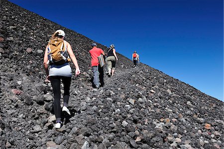 simsearch:862-06542498,k - Tourist trekking up Volcan Cerro Negro, Leon, Nicaragua, Central America Stock Photo - Rights-Managed, Code: 862-06542499