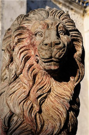 simsearch:862-06542519,k - Lion sculpture in Leon, Nicaragua, Central America Foto de stock - Con derechos protegidos, Código: 862-06542523