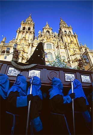 santiago cathedral - Santiago de Compostela, Galicia, Northern Spain, Nazzarenos carrying a statue of the Madonna in front of the Cathedral during Semana Santa Stock Photo - Rights-Managed, Code: 862-06542790