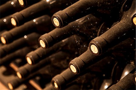 Wine cellar in La Rioja, Spain, Europe Photographie de stock - Rights-Managed, Code: 862-06542855