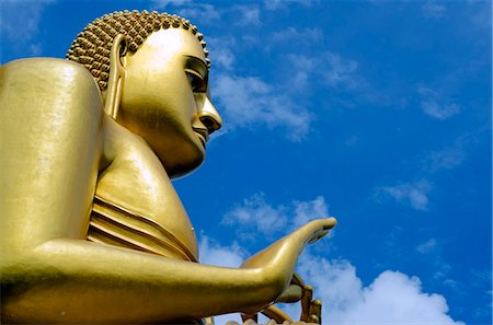 sitting buddha statue - Sri Lanka, North Central Province, Dambulla, Golden Temple and Golden Temple Buddhist Museum, UNESCO World Heritage Site, giant buddha statue Stock Photo - Rights-Managed, Code: 862-06543008