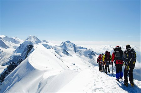 soga - Europe, Switzerland, Swiss Alps, Valais, Zermatt, climbers on Breithorn mountain , 4164m, Photographie de stock - Rights-Managed, Code: 862-06543080