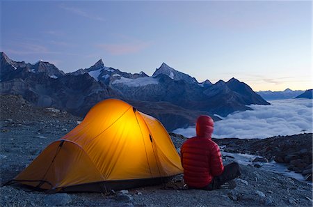 simsearch:862-06543096,k - Europe, Switzerland, Swiss Alps, Valais, Zermatt, camping above Zermatt, MR, Fotografie stock - Rights-Managed, Codice: 862-06543095