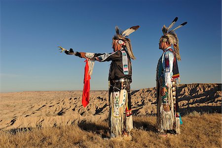 Lakota Indians in the Badlands of South Dakota, USA MR Fotografie stock - Rights-Managed, Codice: 862-06543409