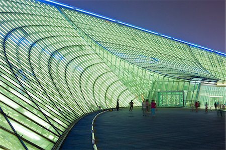 simsearch:862-03731091,k - China, Tianjin. The old Tianjin Museum at night. Photographie de stock - Rights-Managed, Code: 862-06676184