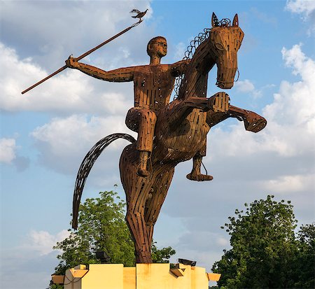 state capital (city) - Chad, N Djamena. A Peace monument situated at a busy road intersection in Chad s capital city. Foto de stock - Con derechos protegidos, Código: 862-06676367