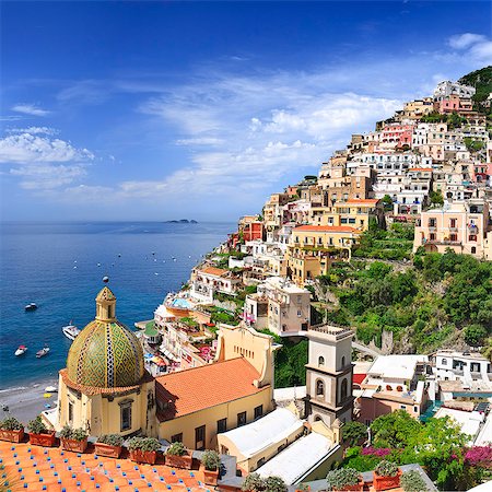 seaside village - Italy, Campania, Salerno district, Peninsula of Sorrento, Positano. Santa Maria Assunta church view from Le Sirenuse hotel. Photographie de stock - Rights-Managed, Code: 862-06677013