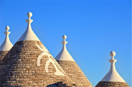 simsearch:862-06677060,k - Italy, Apulia, Bari district, Itria Valley. Alberobello. Trulli, typical houses, Photographie de stock - Rights-Managed, Code: 862-06677070