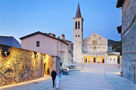 simsearch:862-06677081,k - Italy, Umbria, Perugia district, Spoleto, View of the Duomo, Santa Maria Assunta Cathedral,. Foto de stock - Con derechos protegidos, Código: 862-06677128