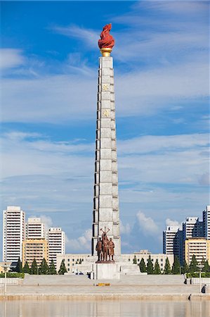 simsearch:862-06677209,k - Democratic Peoples Republic of Korea, North Korea, Pyongyang. View of the Juche Tower from across the Taedong River. Stock Photo - Rights-Managed, Code: 862-06677211