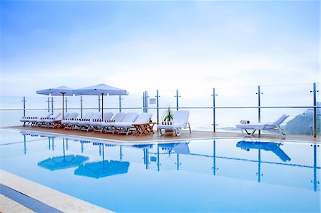 South America, Peru, Lima. The swimming pool at the Orient Express Miraflores Park Hotel Photographie de stock - Rights-Managed, Code: 862-06677270