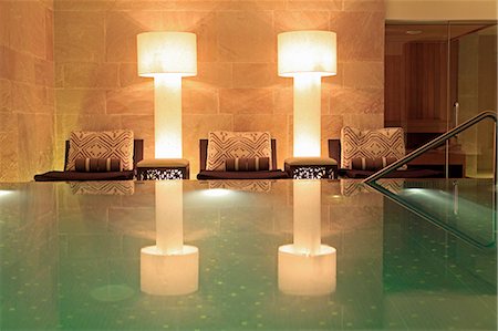 exclusivo - South America, Peru, Cusco, Marriott hotel, the swimming pool in the spa area of the hotel Foto de stock - Con derechos protegidos, Código: 862-06677336