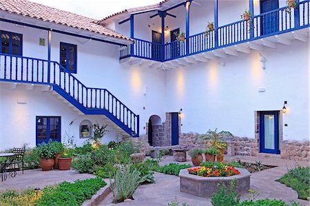 simsearch:862-06675980,k - South America, Peru, Cusco, an interior courtyard in the Orient Express Palacio Nazarenas hotel, housed in a former Spanish convent, PR, Stock Photo - Rights-Managed, Code: 862-06677439