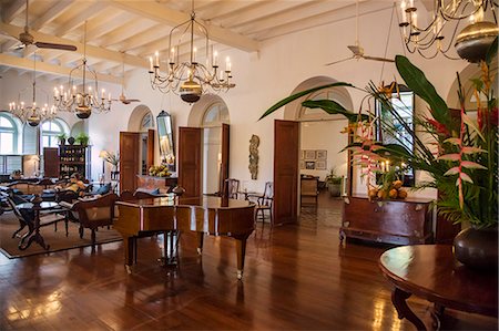 The luxury Amangalla Hotel in the Fort City of Galle. The oldest part of the building dates back to 1684 when it housed the Dutch Governor, Sri Lanka Foto de stock - Con derechos protegidos, Código: 862-06677468