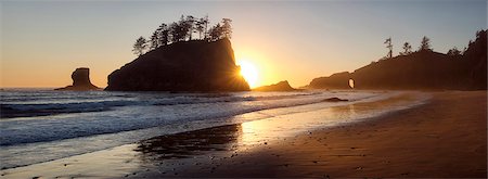 Sea Stacks and Beach,  Olympic National Park, UNESCO World Heritage Site, Clallam County, Washington, USA Stock Photo - Rights-Managed, Code: 862-06677639