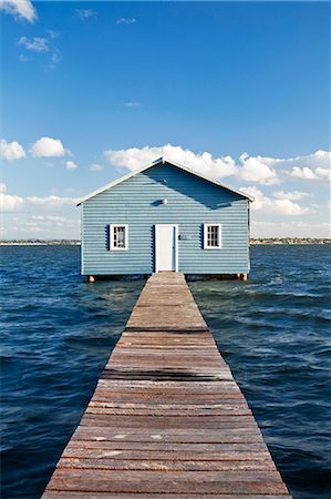 simsearch:862-03887261,k - Australia, Western Australia, Perth.  The Crawley Edge Boatshed on the Swan River. Foto de stock - Direito Controlado, Número: 862-06824857