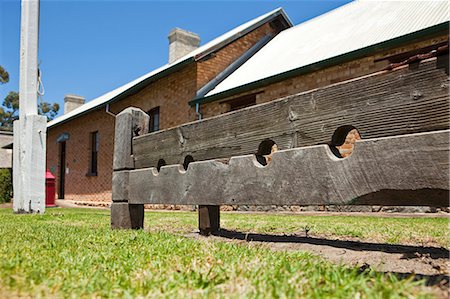 Australia, Western Australia, Albany.  Stocks at the Old Convict Gaol - built in 1851 as a convict prison and now a museum. Stockbilder - Lizenzpflichtiges, Bildnummer: 862-06824905