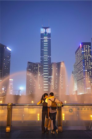 CITIC Plaza at dusk, Tianhe, Guangzhou, Guangdong, China Foto de stock - Con derechos protegidos, Código: 862-06825176