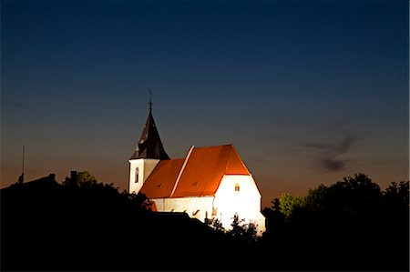 simsearch:862-06677509,k - Central and Easter Europe, Czech Republic, South Bohemia. Typical church surrounded by trees Stock Photo - Rights-Managed, Code: 862-06825199