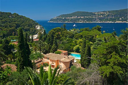 simsearch:862-06825525,k - Villa in Saint Jean Cap Ferrat, Cote d'Azur, Alpes-Maritimes, Provence-Alpes-Cote d'Azur, Frankreich Photographie de stock - Rights-Managed, Code: 862-06825514