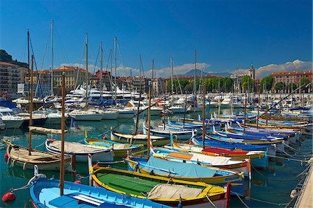 Port Lympia, Quartier du Port, Nice, Cote d'Azur, Alpes-Maritimes, Provence-Alpes-Cote d'Azur, France Stock Photo - Rights-Managed, Code: 862-06825522