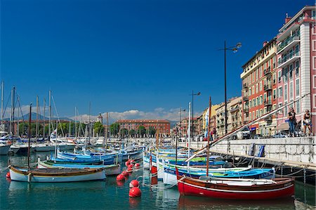 provence harbour - Port Lympia, Quartier du Port, Nice, Cote d'Azur, Alpes-Maritimes, Provence-Alpes-Cote d'Azur, France Stock Photo - Rights-Managed, Code: 862-06825523