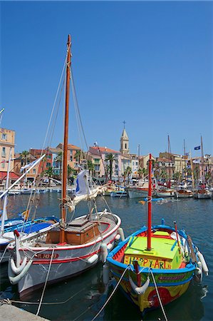 provence harbour - Port of Sanary-sur-Mer, Var, Cote d'Azur, Provence-Alpes-Cote d'Azur, France Stock Photo - Rights-Managed, Code: 862-06825547