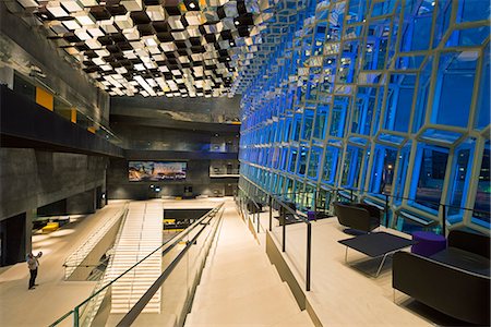 Iceland, Reykjavik, Harpa Concert Hall and Conference Center, the glass facade was designed by Olafur Eliasson and Henning. Foto de stock - Con derechos protegidos, Código: 862-06825644