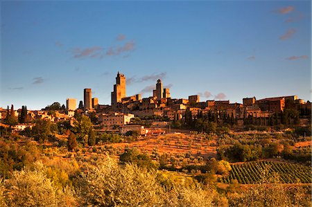 province italy - Italy, Tuscany, San Gimignano. Landscape of historical town and surroundings. (UNESCO) Stock Photo - Rights-Managed, Code: 862-06825964