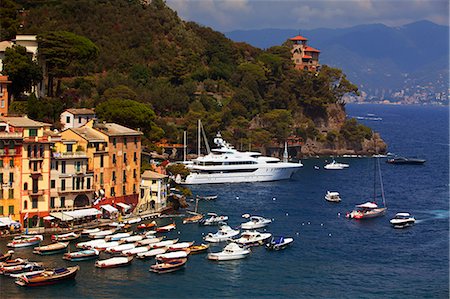 piémont - Northern Italy, Italian Riviera, Liguria, Portofino. Boats in the marina of portofino Photographie de stock - Rights-Managed, Code: 862-06825973