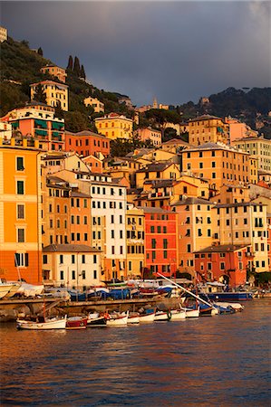 Northern Italy, Italian Riviera, Liguria, Camogli. Surroundings of the village of Camogli Photographie de stock - Rights-Managed, Code: 862-06825984