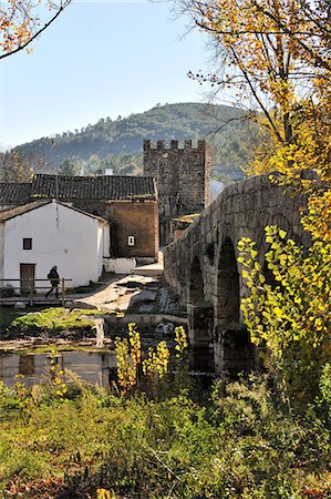 people at historic sites - Roman bridge. Portagem, Marvao. Portugal (MR) Stock Photo - Rights-Managed, Code: 862-06826142