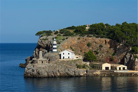simsearch:862-03889682,k - Lighthouse, Port de Soller, Majorca, Balearics, Spain Stock Photo - Rights-Managed, Code: 862-06826196