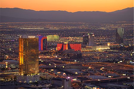 View over Las Vegas from Stratoshere Hotel and Casino,Las Vegas, Clark County, Nevada, USA Stock Photo - Rights-Managed, Code: 862-06826303