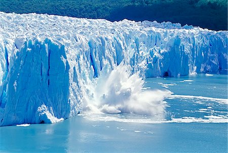 Glacier ice melting and icebergs, Moreno Glacier, Patagonia, Argentina, South America Photographie de stock - Rights-Managed, Code: 862-07495745