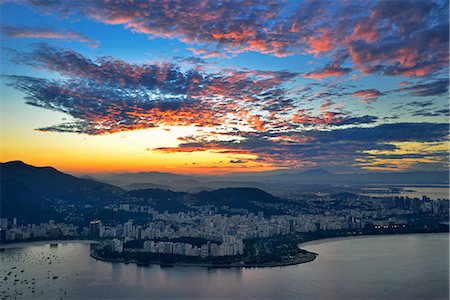 View at dusk from Sugar Loaf Mountain  to Flamengo with Botafogo Bay, Rio de Janeiro, Brazil, South America Photographie de stock - Rights-Managed, Code: 862-07495840