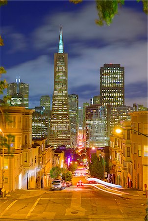 san francisco night - Downtown and TransAmerica Building, San Francisco, California, USA Foto de stock - Con derechos protegidos, Código: 862-07496325