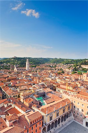 Italy, Veneto, Verona district, Verona. View from Lamberti tower. Piazza Erbe. Stock Photo - Rights-Managed, Code: 862-07690218