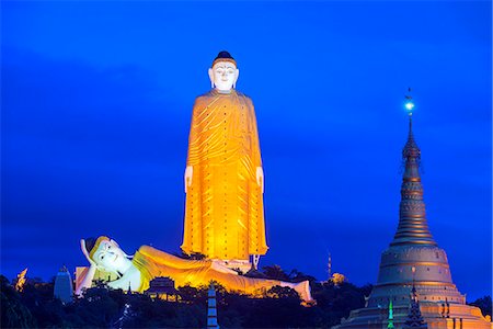 simsearch:862-07690436,k - South East Asia, Myanmar, Monywa, Bodhi Tataung, largest buddha statue in the world Stock Photo - Rights-Managed, Code: 862-07690452