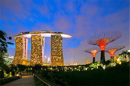 sera - South East Asia, Singapore, South East Asia, Singapore, Gardens by the Bay and Marina Bay Sands Foto de stock - Con derechos protegidos, Código: 862-07690835