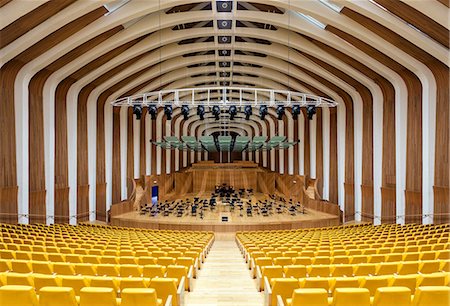 Europe, Spain, Valencia, City of Arts and Sciences, Palau de les Arts Photographie de stock - Rights-Managed, Code: 862-07690895