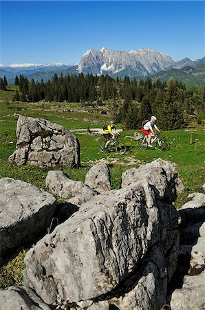 Mountain biking, Wilder Kaiser, Tyrol, Austria MR Stock Photo - Rights-Managed, Code: 862-07909403