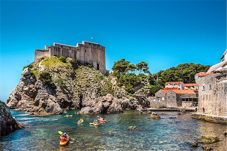 Kayak tour, Old Town, Dubrovnik, Dalmatia, Croatia Stock Photo - Rights-Managed, Code: 862-07909541