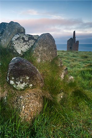 Old Tin mine workings, Botallack, Pendeen,Cornwall, England Foto de stock - Direito Controlado, Número: 862-07909668