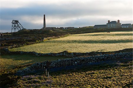 simsearch:862-03710966,k - Old Tin mine workings, Botallack, Pendeen,Cornwall, England Photographie de stock - Rights-Managed, Code: 862-07909672