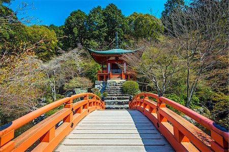 Benten-do temple located within the Daigo-ji temple area, Kyoto, Japan Photographie de stock - Rights-Managed, Code: 862-07910158