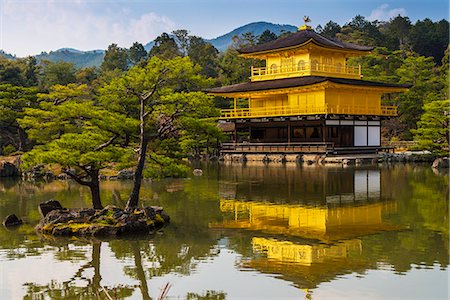 simsearch:862-06542392,k - Kinkaku-ji or Temple of the Golden Pavilion, Kyoto, Japan Foto de stock - Direito Controlado, Número: 862-07910153