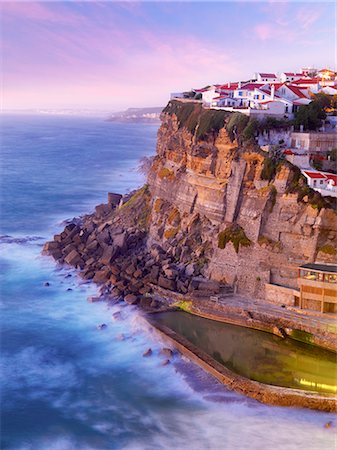 simsearch:862-07910476,k - Portugal, Sintra, Azehas do Mar, Overview of town at dusk Photographie de stock - Rights-Managed, Code: 862-07910444