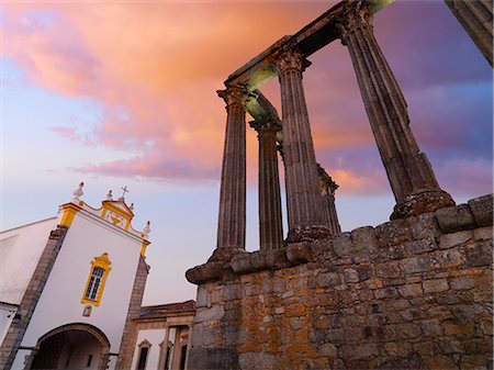 evora - Portugal, Alentejo, Evora Roman temple of Diana and Se Cathedral Stock Photo - Rights-Managed, Code: 862-07910474